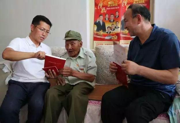 引球进框